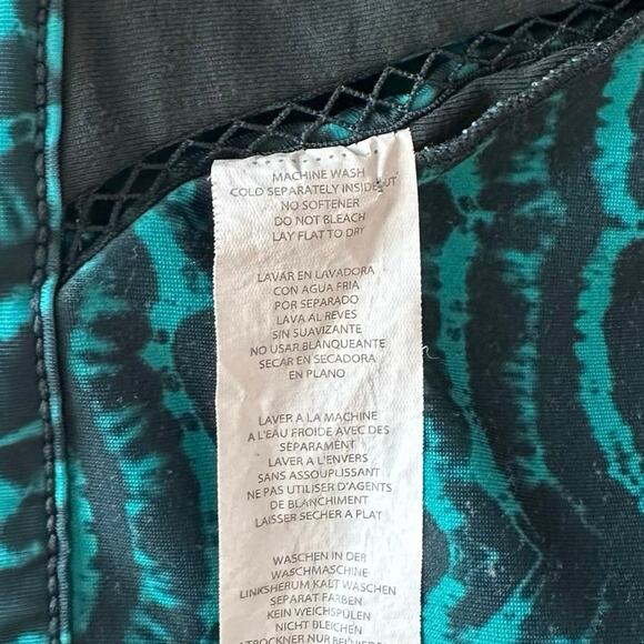 Fabletics Zoe High Impact Sports Bra in Tidal Size XXL Zip Up Adjustable Workout - Picture 10 of 10